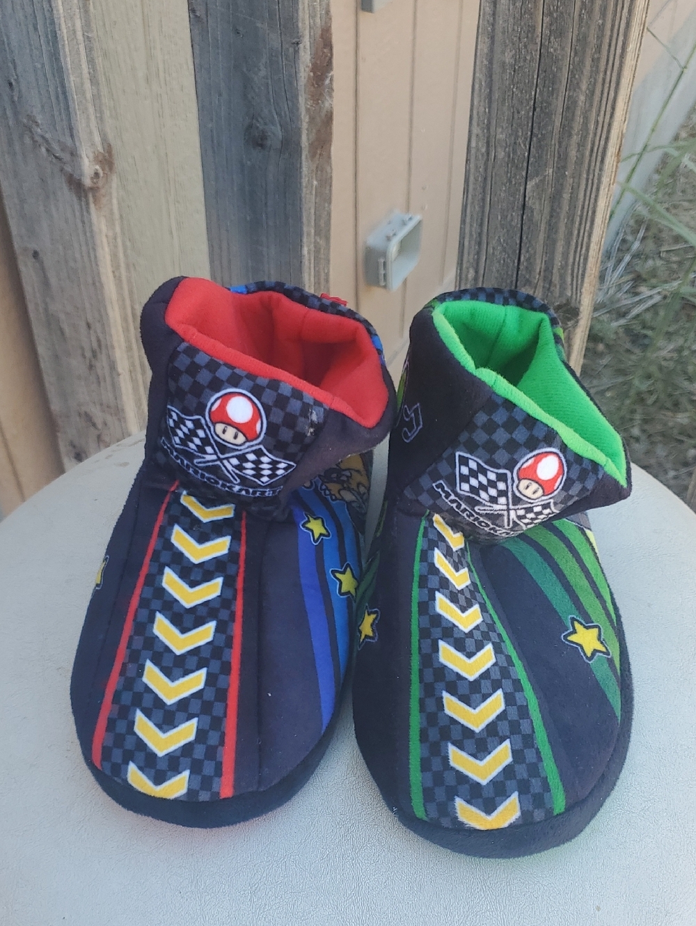 Mario Kart Kids’ Slippers – Red & Green – Cozy & Fun!